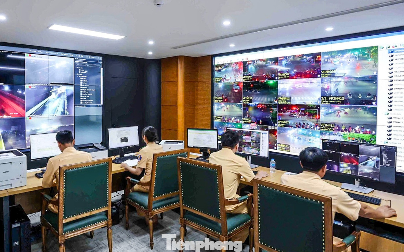 Muôn kiểu chiêu trò che biển né ‘mắt thần’ AI trên đường phố Hà Nội - Ảnh 21