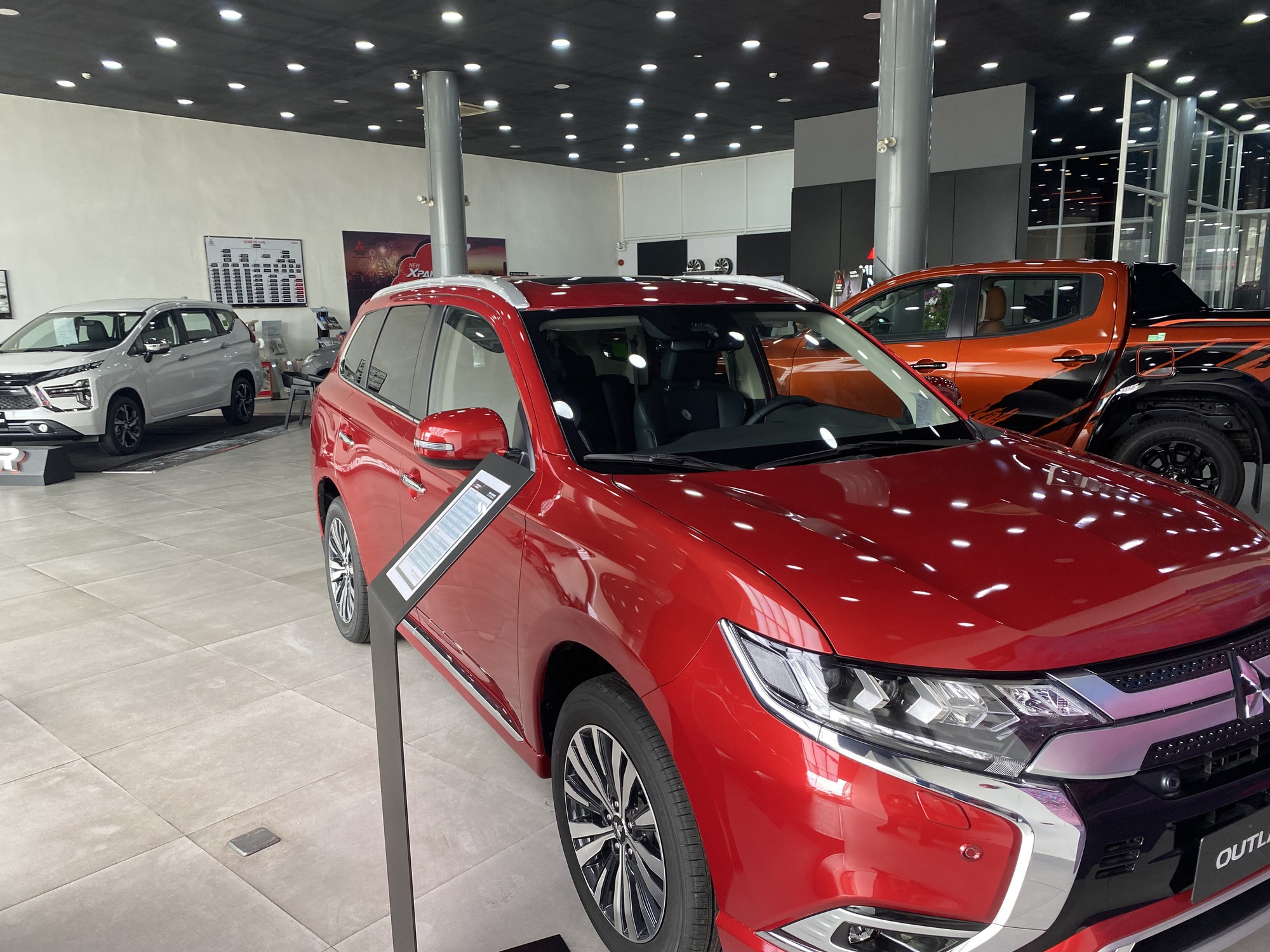 Dòng xe bán tải nào đang giảm giá mạnh? - Ảnh 5