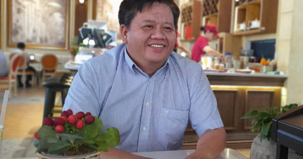 Công ty tuyên bố có sẵn 100 tỷ USD làm đường sắt cao tốc lại gửi kiến nghị khẩn