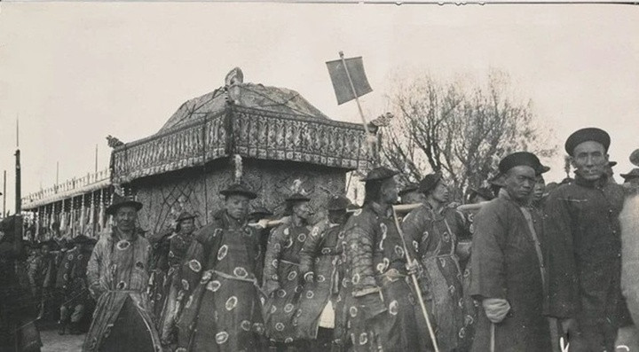 Ảnh hiếm tang lễ Từ Hi Thái hậu: Xa hoa bậc nhất, đoàn người tiễn đưa nối dài - Ảnh 5