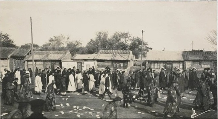 Ảnh hiếm tang lễ Từ Hi Thái hậu: Xa hoa bậc nhất, đoàn người tiễn đưa nối dài - Ảnh 2