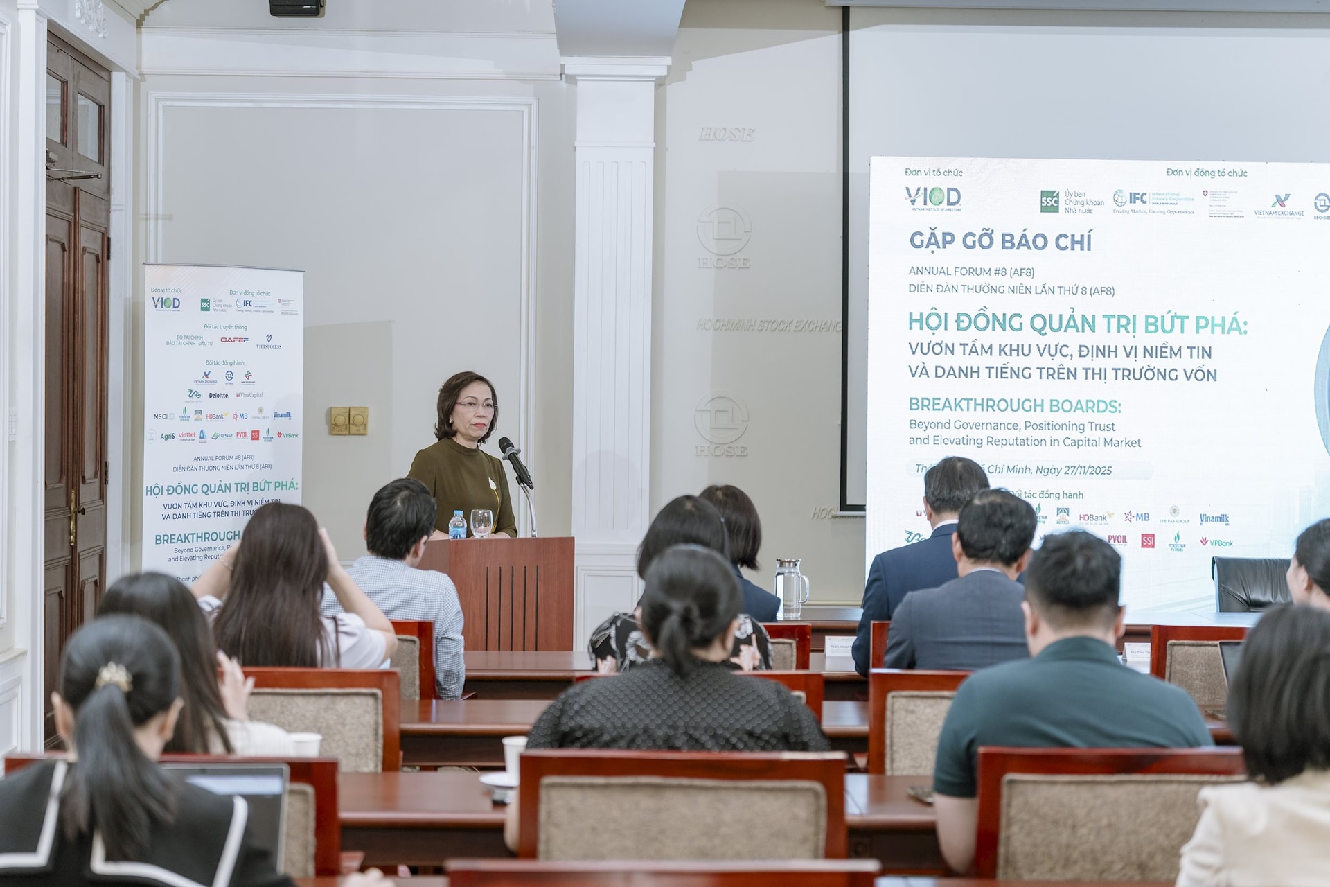 Diễn đàn AF8: Khi Quản trị công ty là "đơn vị tiền tệ quốc tế" - Ảnh 1