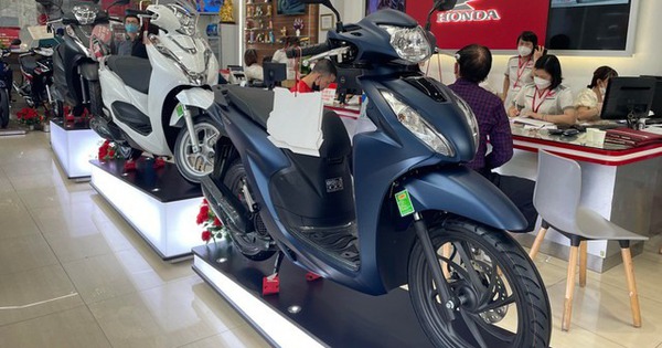Honda Vision, Lead bất ngờ tăng giá tại Hà Nội, có mẫu còn chênh cả chục triệu