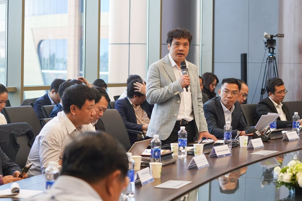 Phó Thủ tướng bàn về phát triển các ngành công nghệ chiến lược với các chuyên gia, doanh nghiệp lớn - Ảnh 2