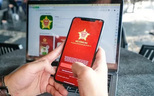 Giao Bộ Công an phát triển VNeID thành kênh giao tiếp "người dân với Nhà nước" - Ảnh 1