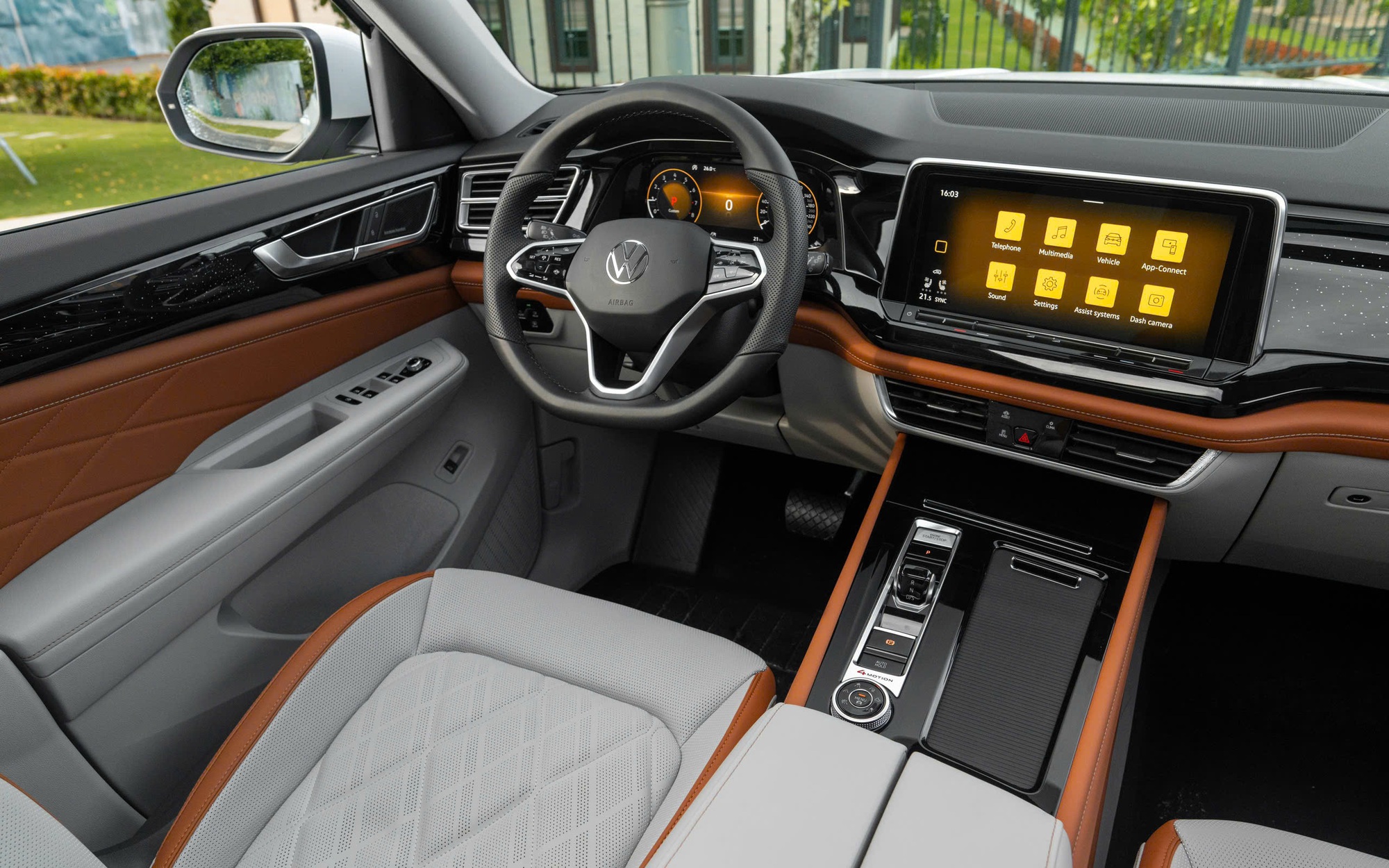 VW Teramont bản ‘Chủ tịch’ giá mới 2,488 tỷ đồng tại Việt Nam: Đắt gần bằng 2 chiếc Palisade cùng cỡ, lý do không đến từ trang bị - Ảnh 10