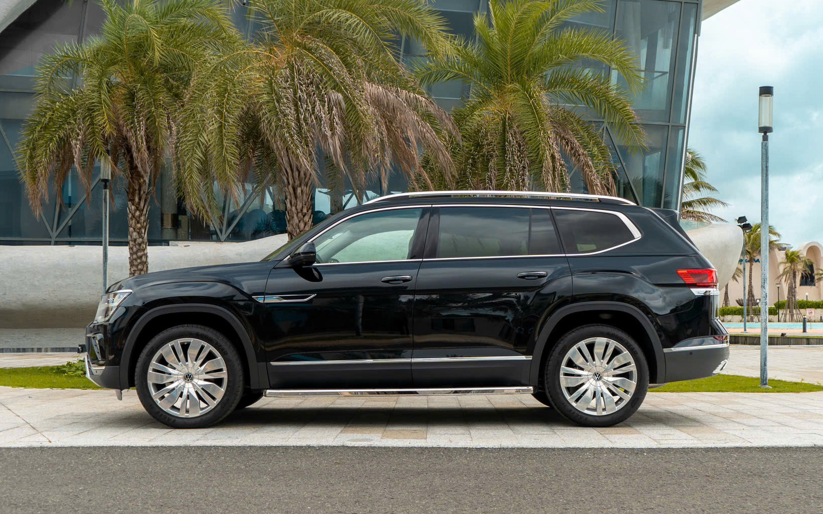 VW Teramont bản ‘Chủ tịch’ giá mới 2,488 tỷ đồng tại Việt Nam: Đắt gần bằng 2 chiếc Palisade cùng cỡ, lý do không đến từ trang bị - Ảnh 5