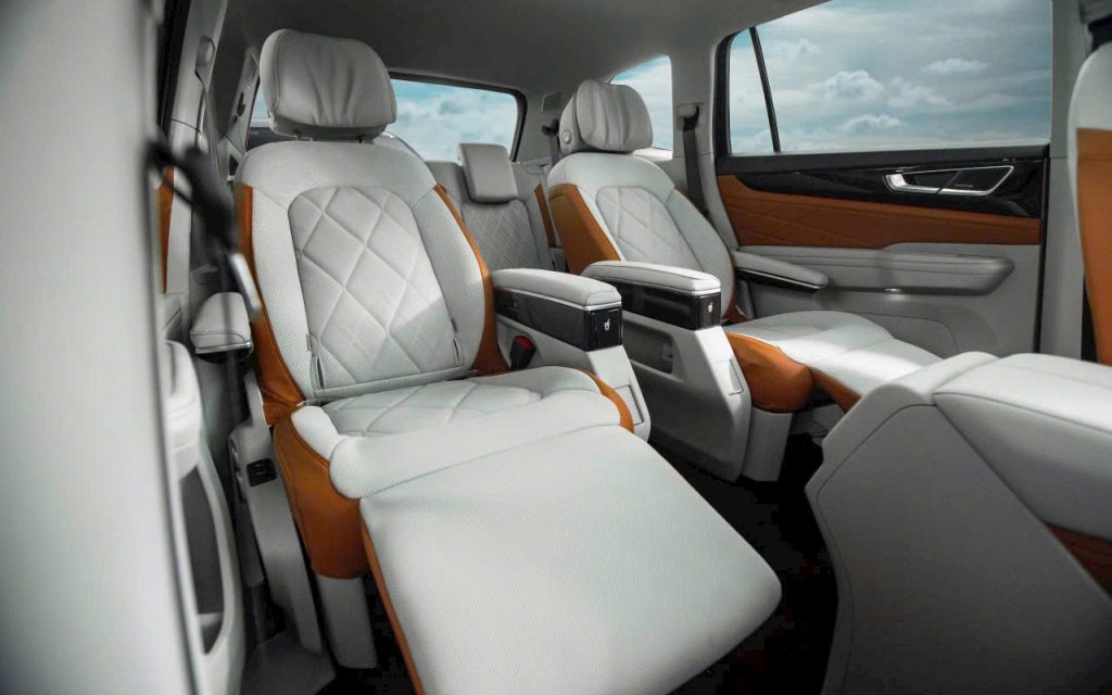 VW Teramont bản ‘Chủ tịch’ giá mới 2,488 tỷ đồng tại Việt Nam: Đắt gần bằng 2 chiếc Palisade cùng cỡ, lý do không đến từ trang bị - Ảnh 12