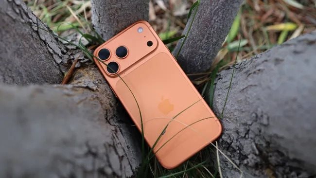 Cây bút công nghệ: "Dùng thử iPhone 17 Pro sau 1 tháng, tôi nhận ra mình chẳng cần điện thoại này đến thế" - Ảnh 1