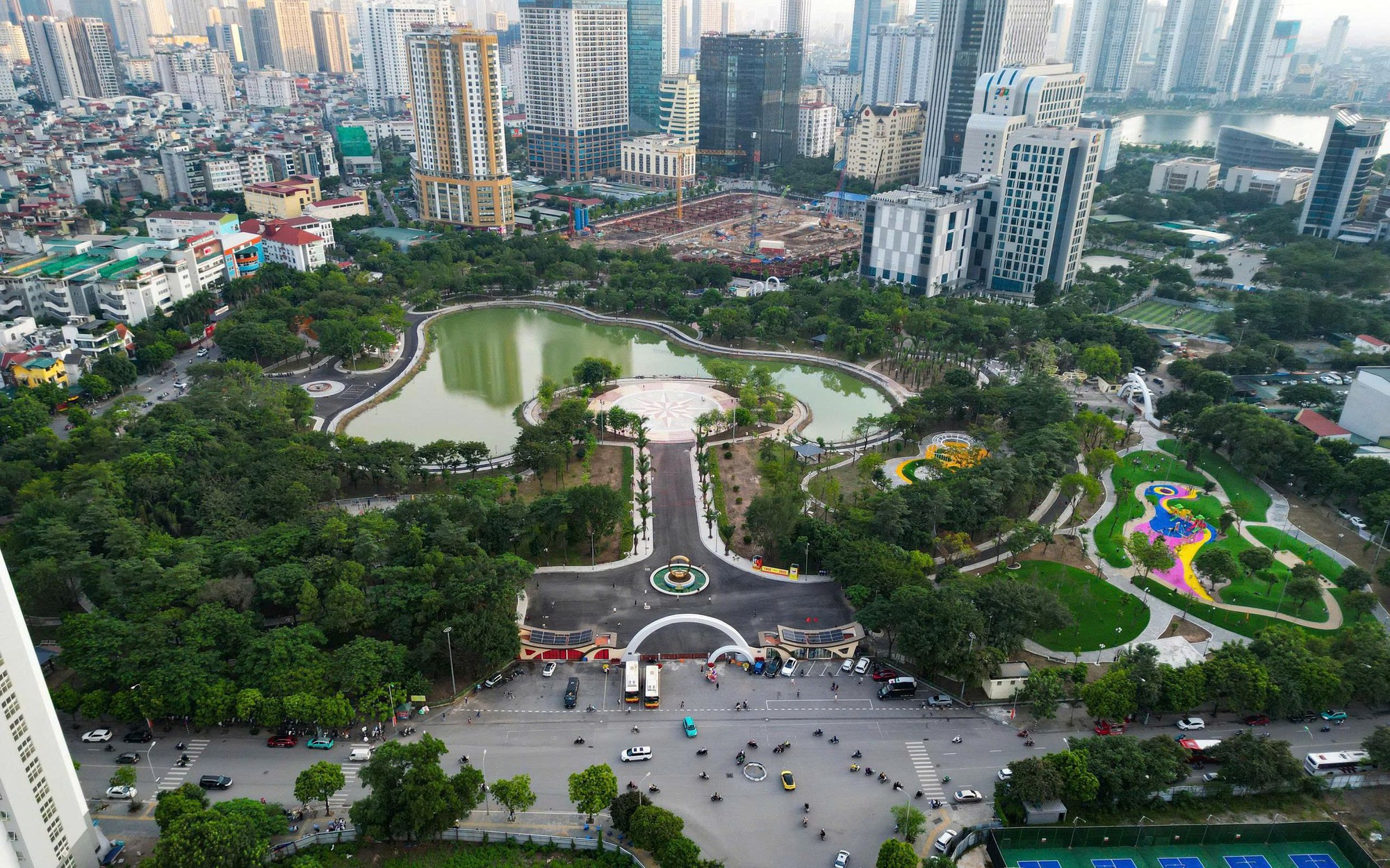 Hà Nội: Diện mạo mới công viên Cầu Giấy sau cải tạo - Ảnh 1