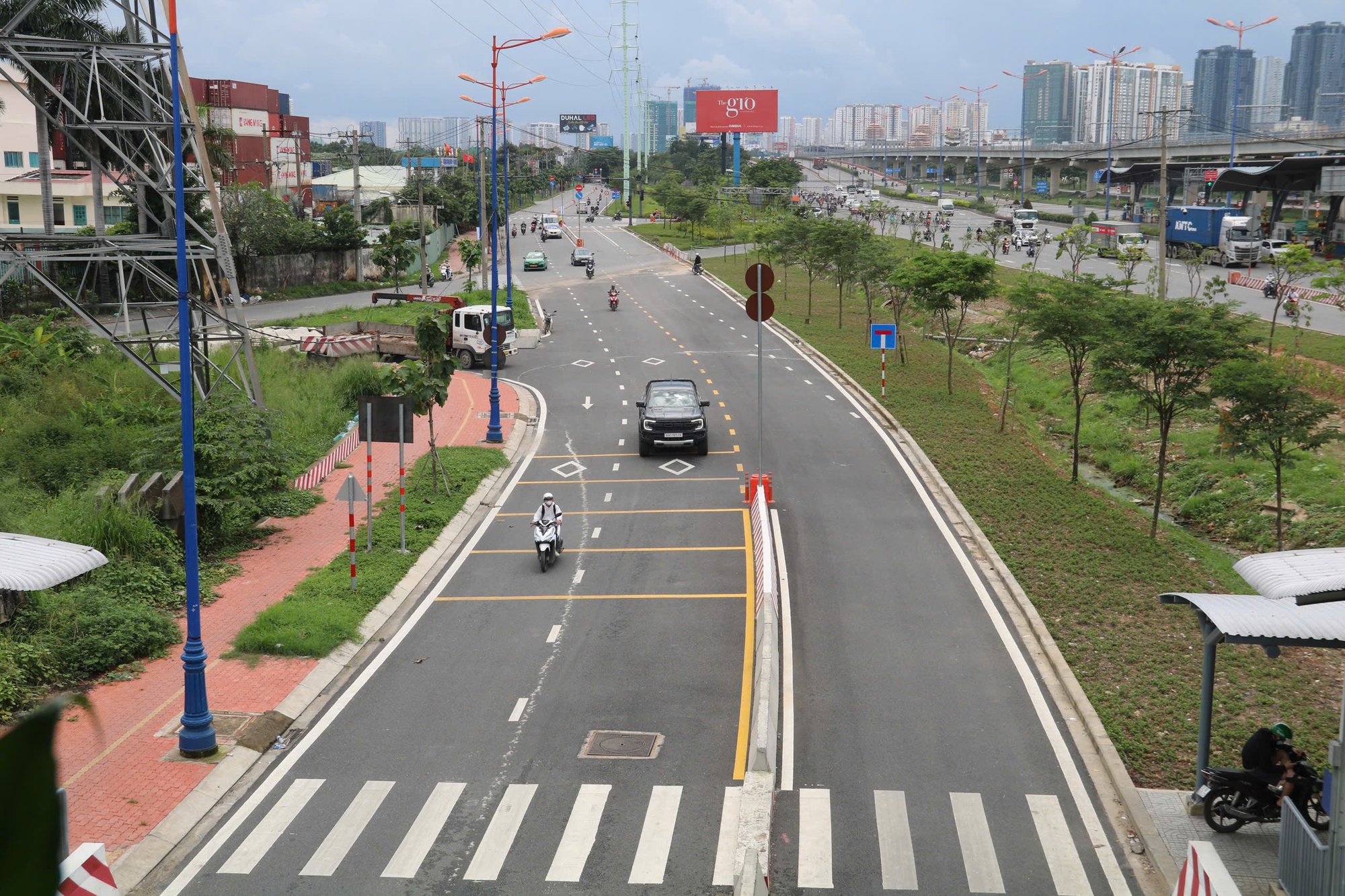 Vì sao đường song hành Võ Nguyên Giáp hoàn thiện đã gần 2 năm, nay mới chính thức thông xe? - Ảnh 1