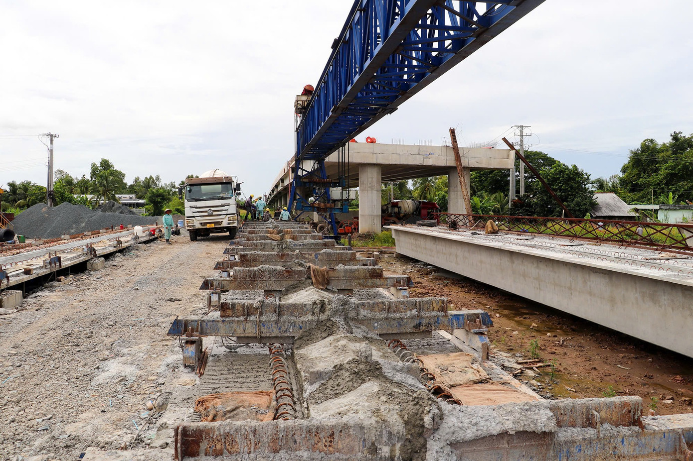 Tận thấy dự án nghìn tỷ thi công kiểu 'rùa bò' ở Cần Thơ - Ảnh 8