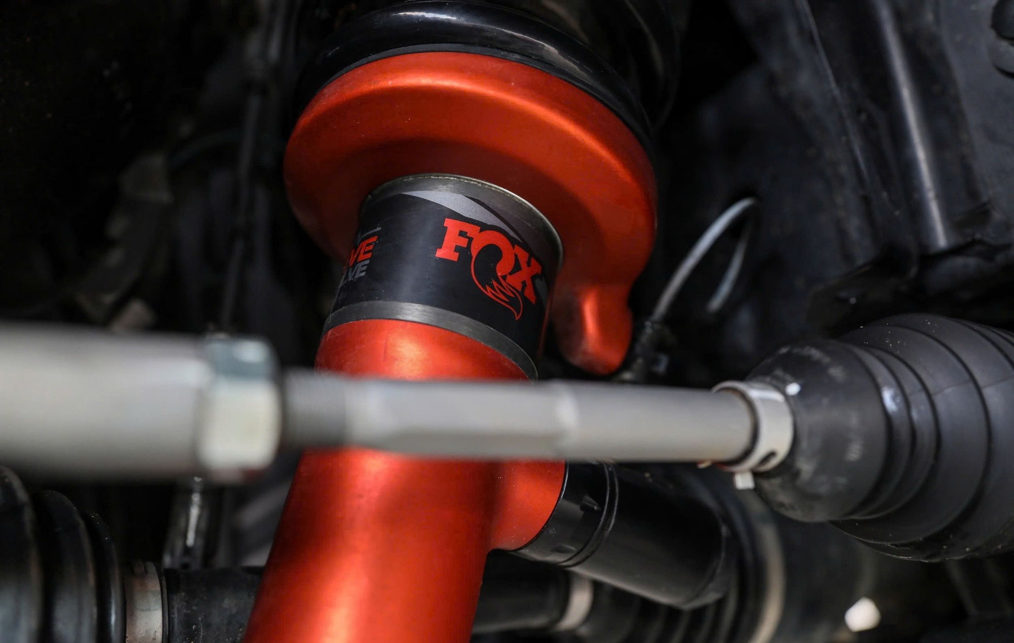 Ford Ranger có thêm bản thể thao: Ngoại hình mới, mâm chuyên địa hình, giá quy đổi tới 1,75 tỷ đồng - Ảnh 3