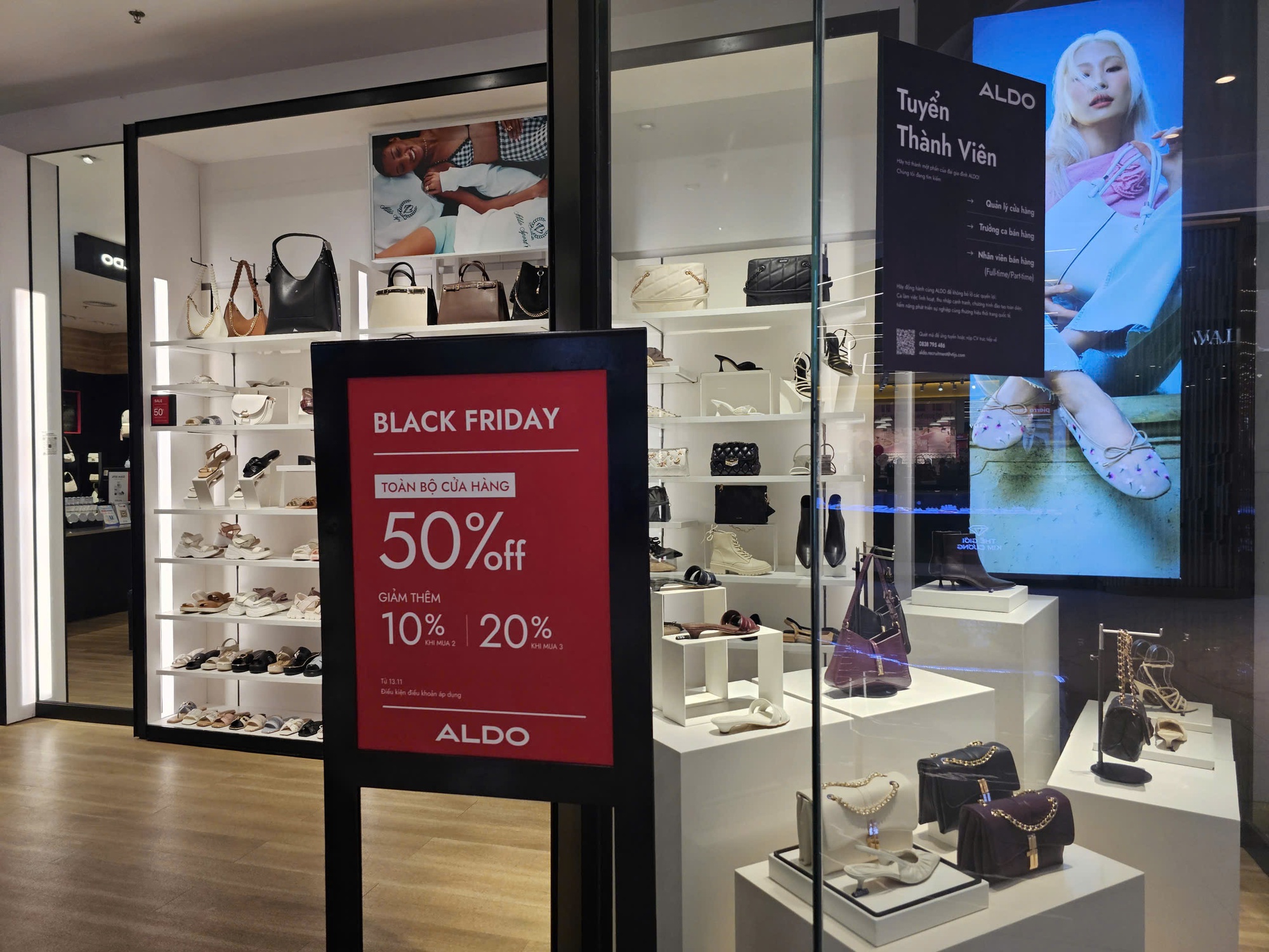 Chuyện lạ trước ngày Black Friday 2025 - Ảnh 11