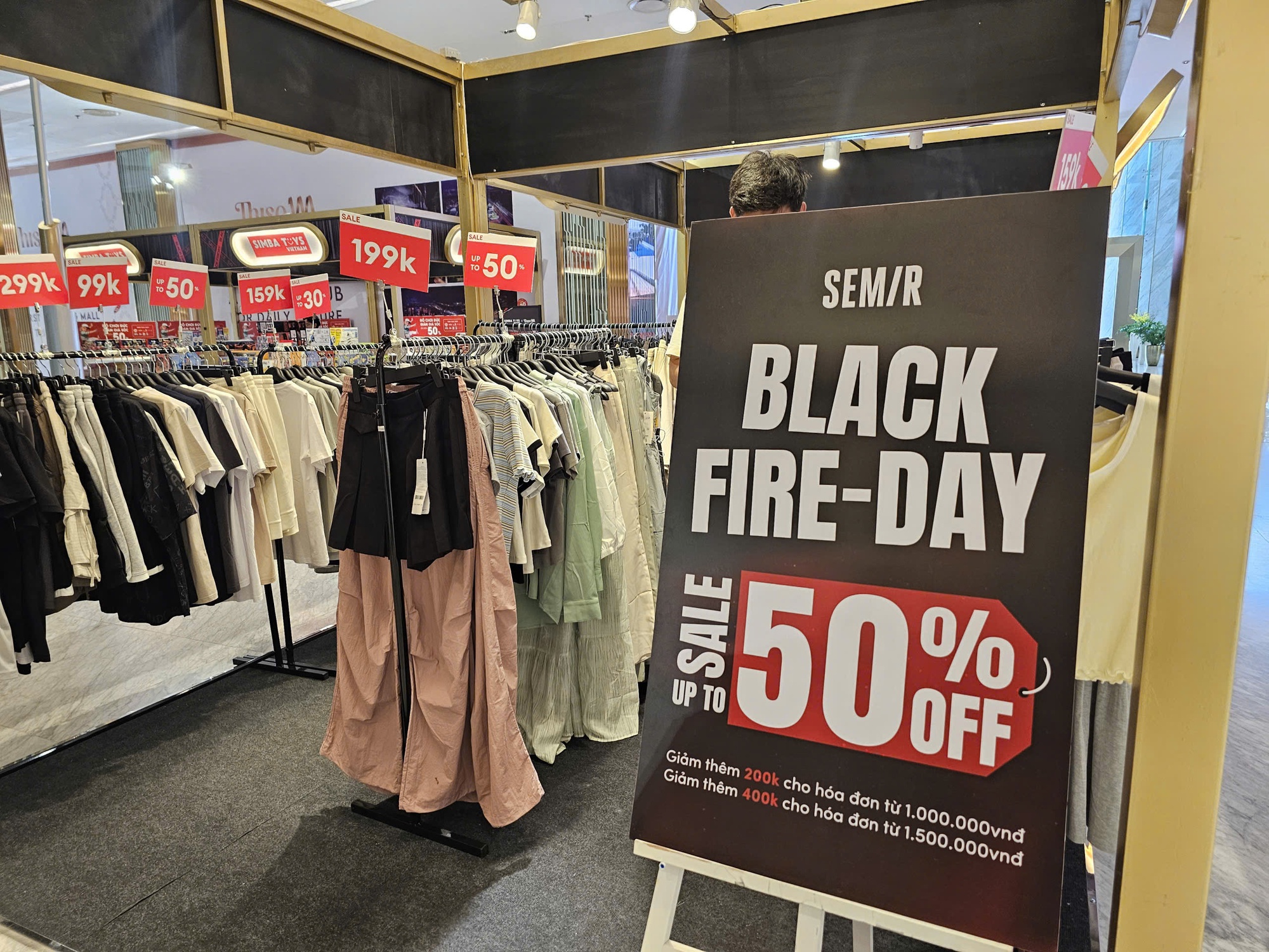 Chuyện lạ trước ngày Black Friday 2025 - Ảnh 6