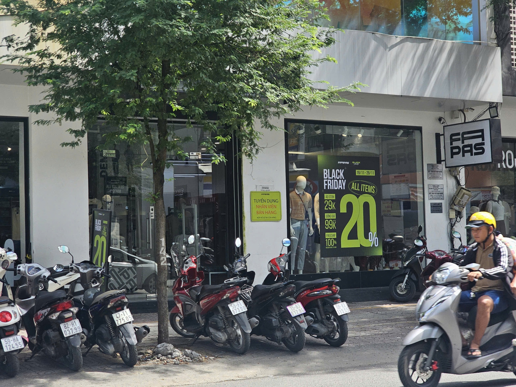 Chuyện lạ trước ngày Black Friday 2025 - Ảnh 14