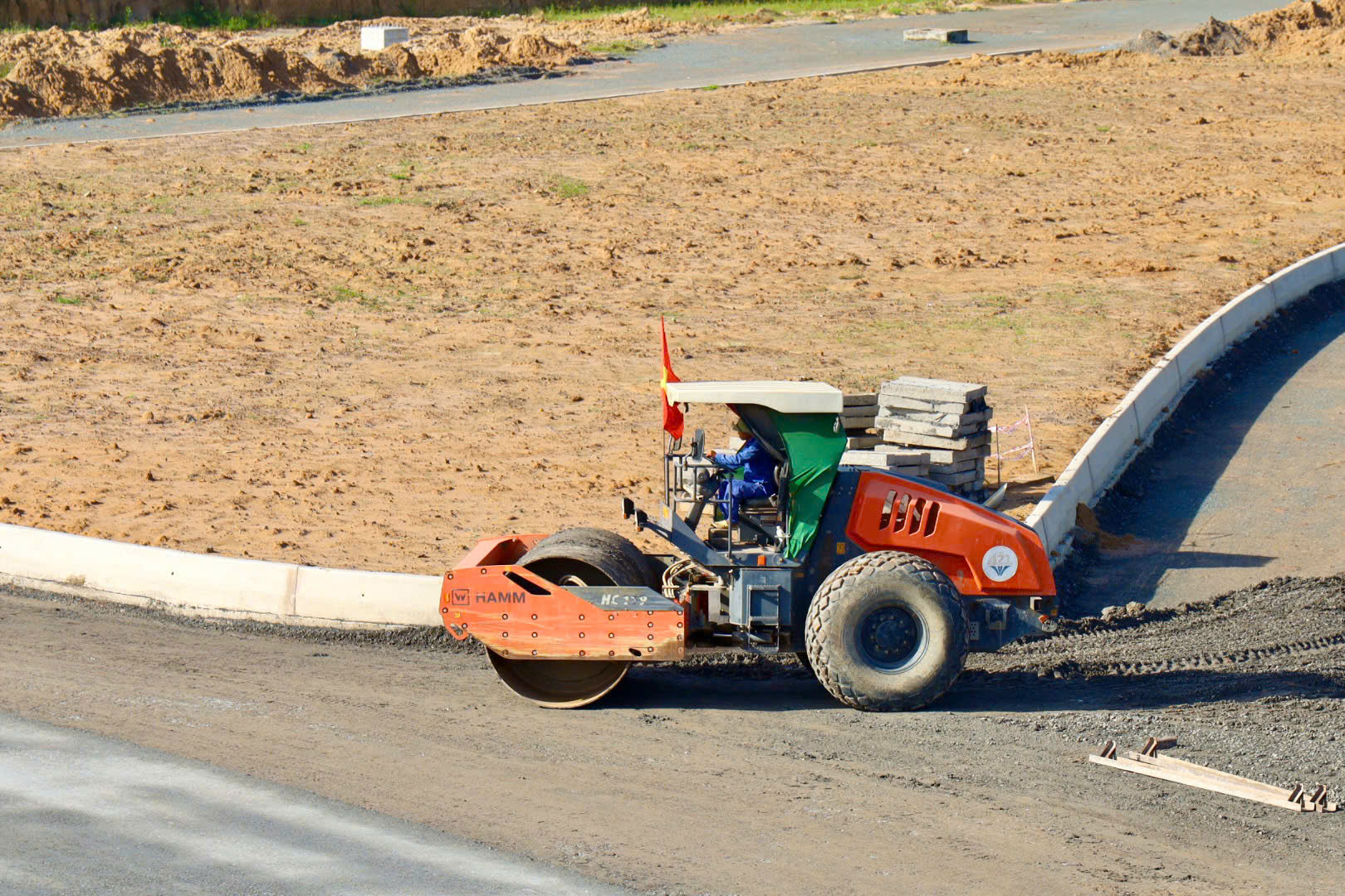 Những cây số Vành đai 3 đầu tiên sắp thông xe đạt tiến độ - Ảnh 7