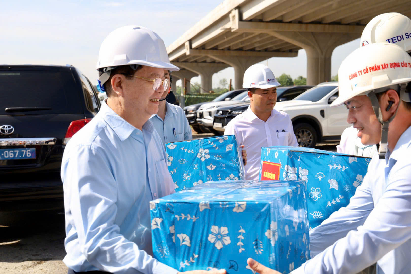 Những cây số Vành đai 3 đầu tiên sắp thông xe đạt tiến độ - Ảnh 13