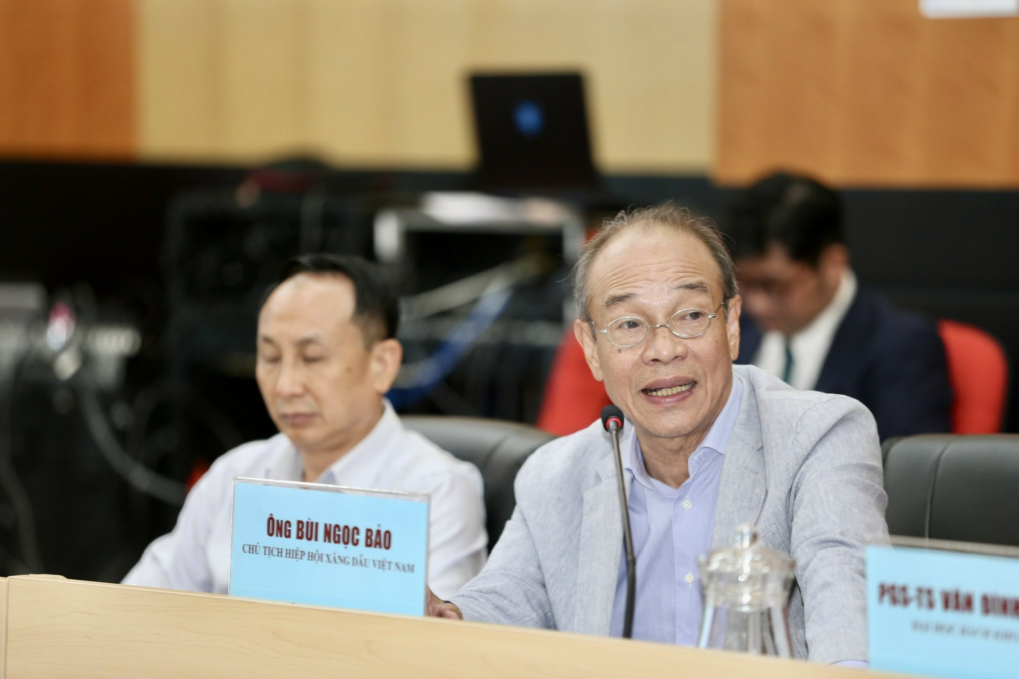 Đề xuất nghiên cứu chính sách hỗ trợ doanh nghiệp bán lẻ xăng sinh học E5 và E10 - Ảnh 2