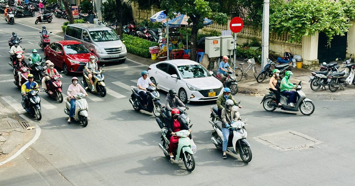 Người Sài Gòn tiếp tục ‘hưởng’ không khí lạnh