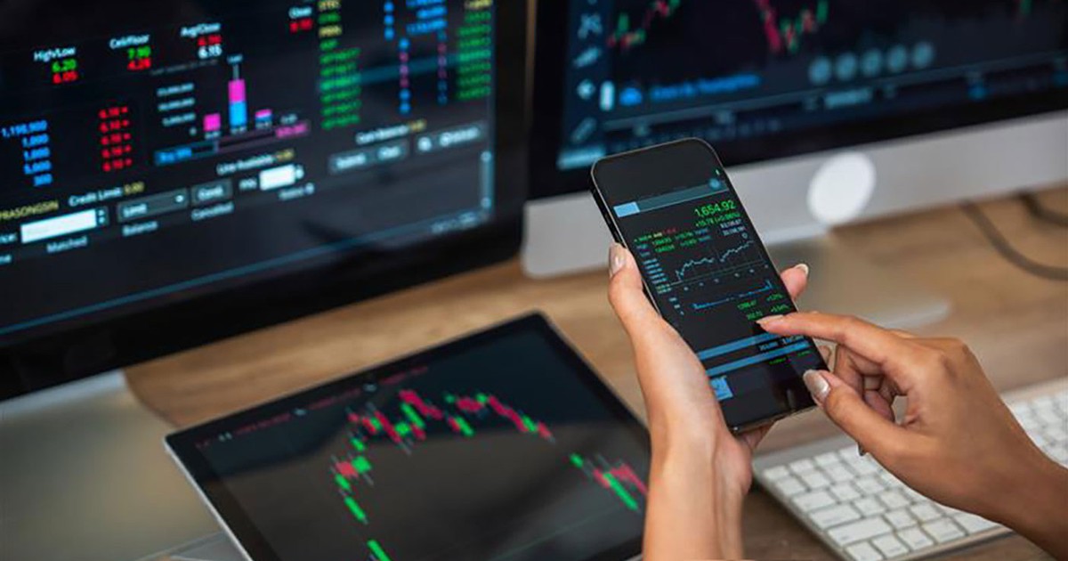 Nâng hạng thị trường chứng khoán Việt Nam: Tiềm năng, cơ hội từ đầu tư quỹ mở