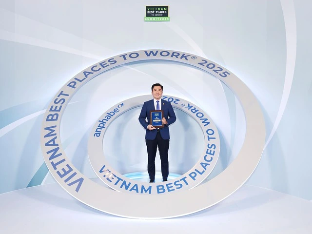 KienlongBank được vinh danh là ‘Nơi làm việc tốt nhất Việt Nam 2025’ - Ảnh 2
