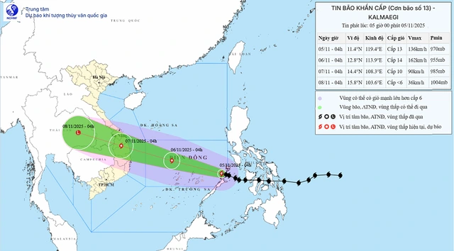Sáng nay bão Kalmaegi vào Biển Đông, mạnh cấp 13 hướng về Gia Lai - Ảnh 1
