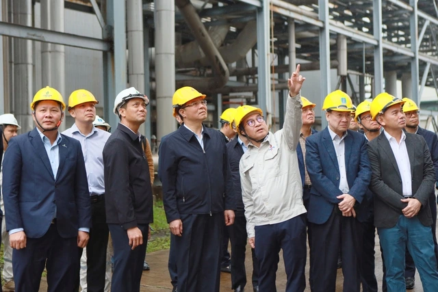 Công ty CP Lọc hóa dầu Bình Sơn đạt doanh thu 130.520 tỉ đồng - Ảnh 2