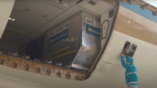 Vietnam Airlines giảm phát thải 2,43 tấn CO2 trong chiến dịch ‘Bay nhẹ tới Hà Nội’ - Ảnh 5