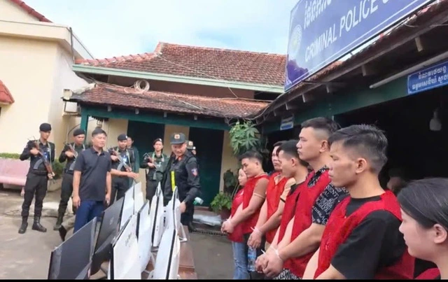 Báo động kẽ hở rò rỉ thông tin cá nhân - Ảnh 1