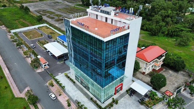 Vĩnh Long triển khai hạ tầng số, sản phẩm số đến từng người dân - Ảnh 2