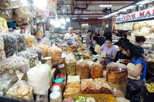 Lương, thưởng tết đóng thuế như thế nào? - Ảnh 1