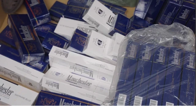 Buôn lậu thuốc lá điếu ngày càng tinh vi - Ảnh 2