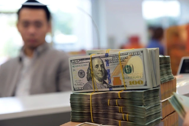 Giá USD hôm nay 22.11.2025: Tự do tăng nhanh - Ảnh 1