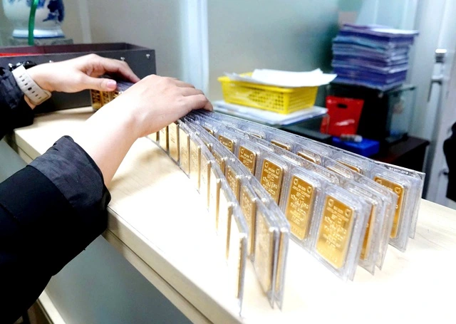 Giá vàng miếng tăng sát mức kỷ lục - Ảnh 1