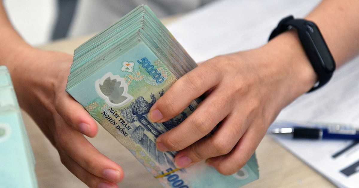 Mẹ ruột không sống cùng, đăng ký giảm trừ gia cảnh thế nào?