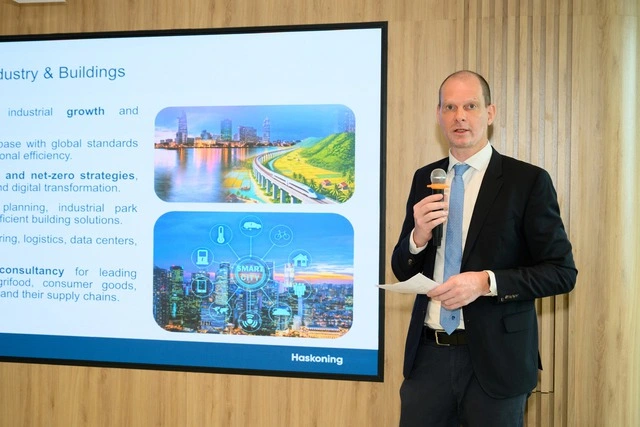 Dòng vốn FDI vào ngành công nghiệp Việt Nam vẫn đang diễn ra mạnh - Ảnh 1