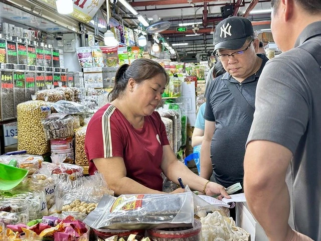 Nâng ngưỡng doanh thu chịu thuế để hộ kinh doanh lớn mạnh - Ảnh 1