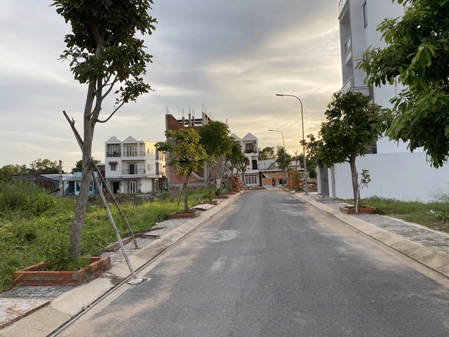 TP.HCM biệt phái cán bộ về xã, phường để quản trật tự xây dựng - Ảnh 1