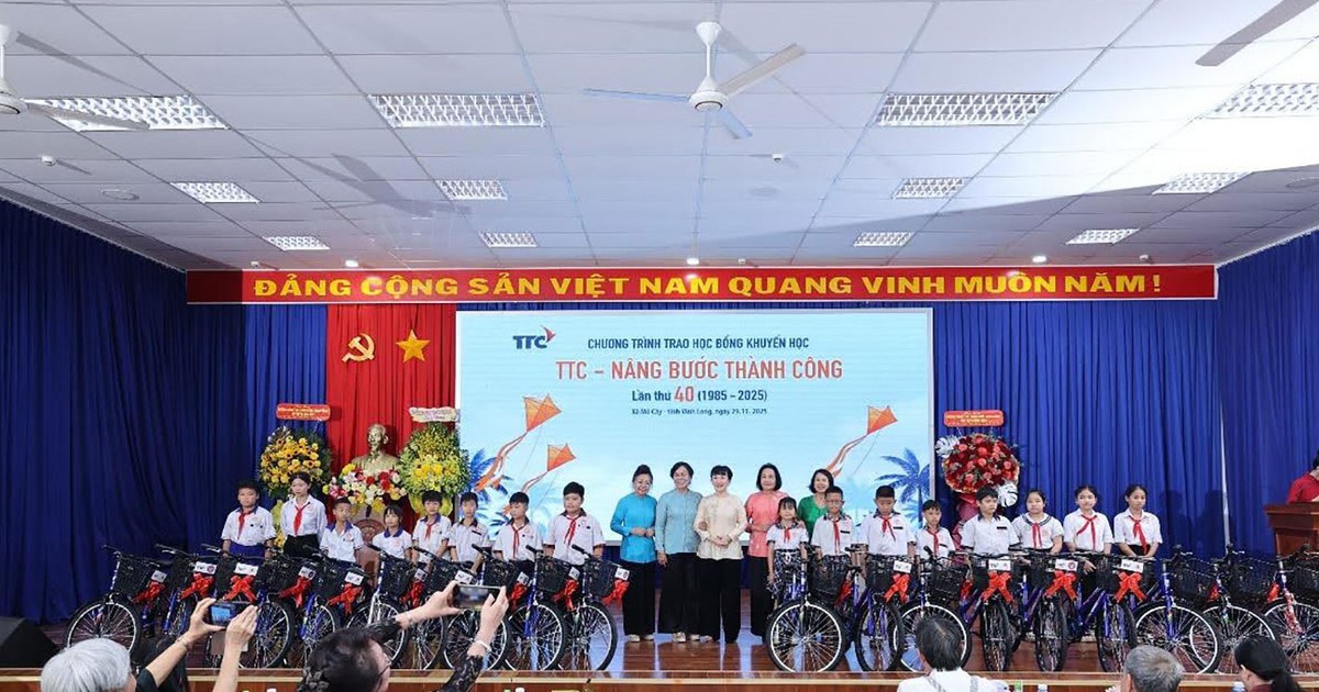 TTC - Nâng bước thành công: 40 năm đồng hành với học sinh vượt khó