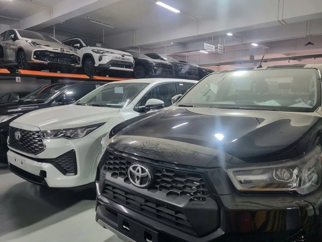 Đề xuất nhiều trường hợp xe ô tô không chịu phí sử dụng đường bộ - Ảnh 2