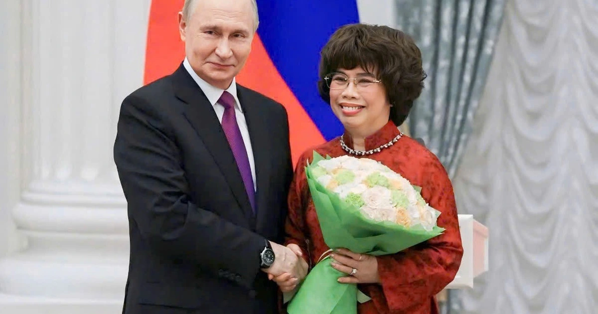 Tổng thống Nga Putin trao Huân chương Hữu nghị cho bà Thái Hương