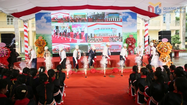 Quảng Ninh khởi công 6 trường nội trú hơn 1.000 tỉ đồng ở vùng biên giới - Ảnh 1