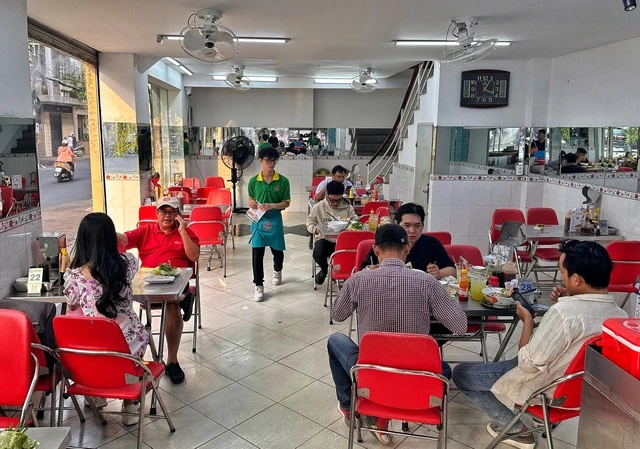 Ngưỡng doanh thu chịu thuế đối với hộ kinh doanh nên theo cơ sở nào? - Ảnh 2