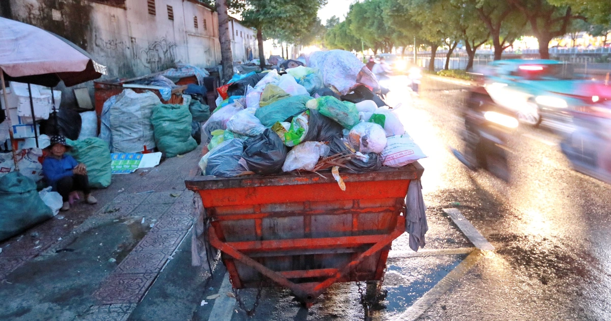 Trung tâm TP.HCM lo ùn ứ rác từ đầu tháng 12