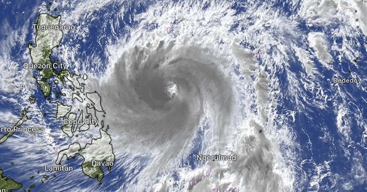 Xuất hiện mắt bão Fung wong, Việt Nam phát cảnh báo