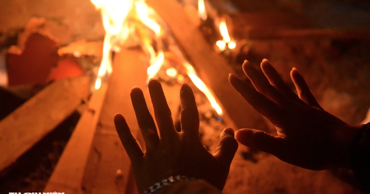 Hôm nay không khí lạnh về, miền Bắc nhiệt độ xuống thấp, miền Trung mưa lớn