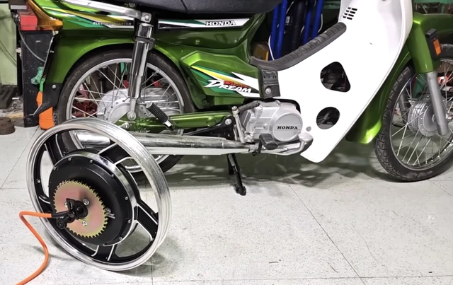 Vì sao xe máy xăng 'độ' thành hybrid không được ủng hộ? - Ảnh 1