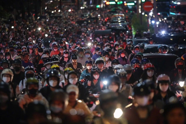 Sắp chất vấn Giám đốc Sở Xây dựng TP.HCM về ùn tắc giao thông - Ảnh 1