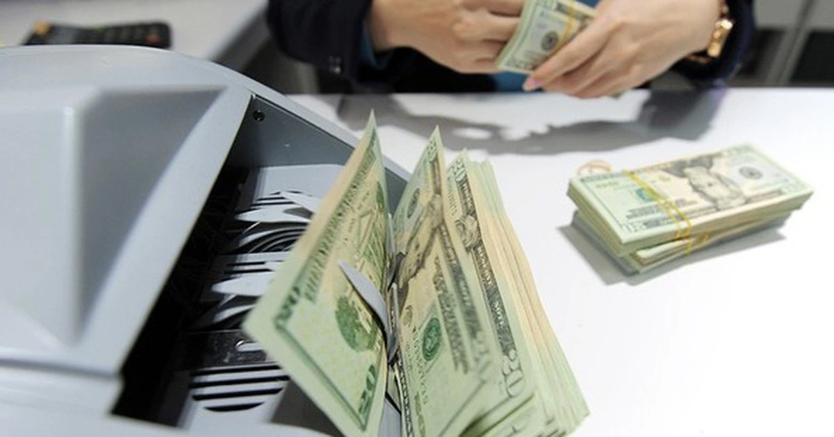 Giá USD hôm nay 3.11.2025: Đô tự do quay đầu giảm